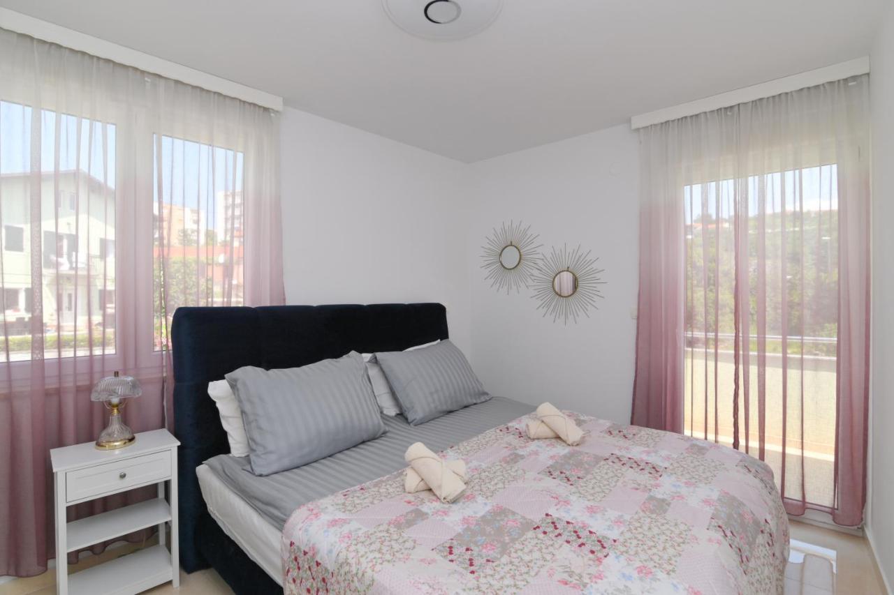 Apartamento Apartman Iskra Rijeka Exterior foto
